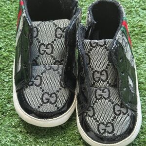 Gucci Kids Black and White Logo Sneakers